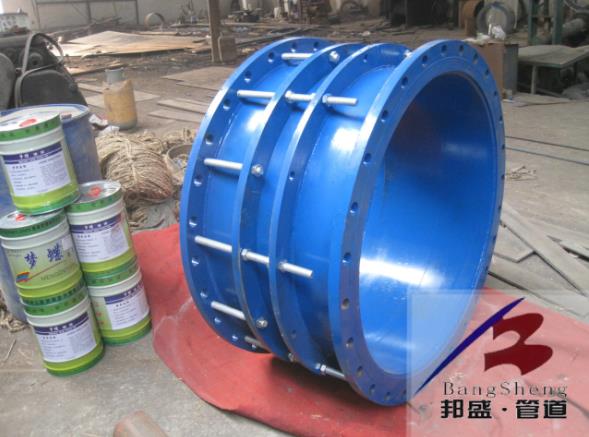  什么是套管伸縮器？